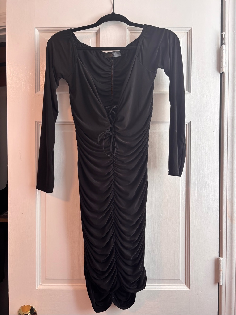 Pretty Little Things Ruched Long-Sleeve Black Dress with Front Tie size 6